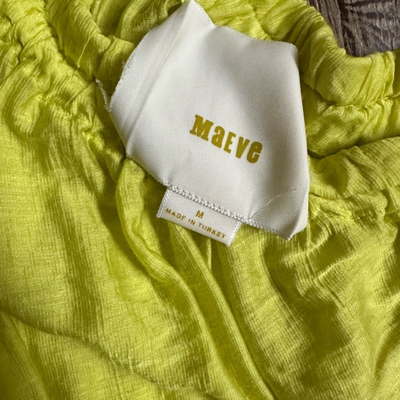 Top - Picture 3 of 3